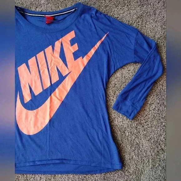 Nike Dolman Sleeve T-shirt Medium - Picture 4 of 6